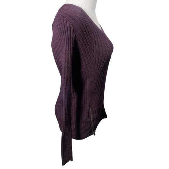 Abercrombie Fitch XS Shirt Sweater Purple V Neck Tops Winter Spring Long Sleeves - Picture 3 of 8